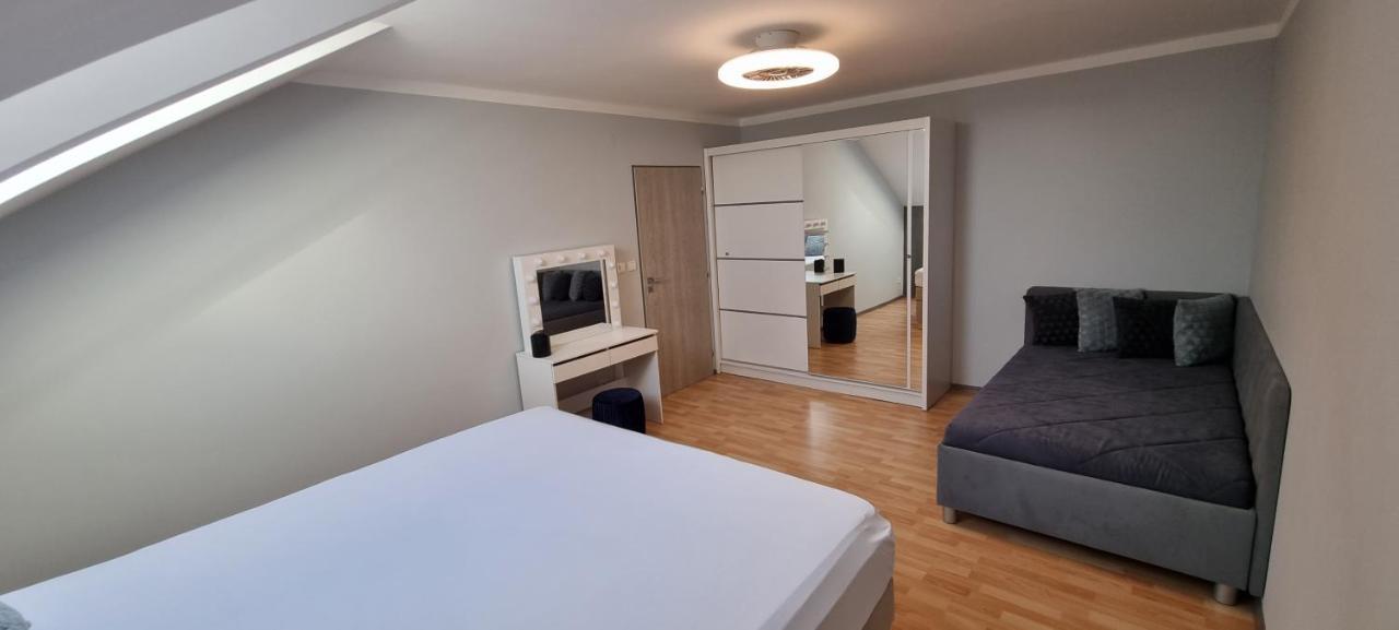 Apartman Viktorie Микулов Экстерьер фото