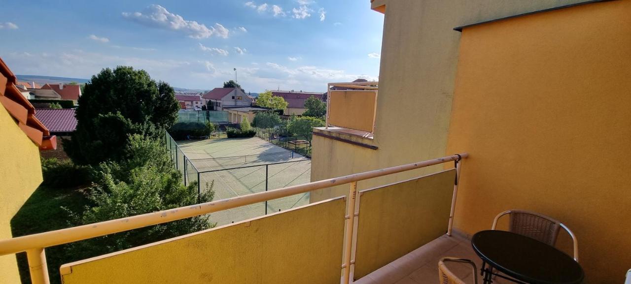 Apartman Viktorie Микулов Экстерьер фото
